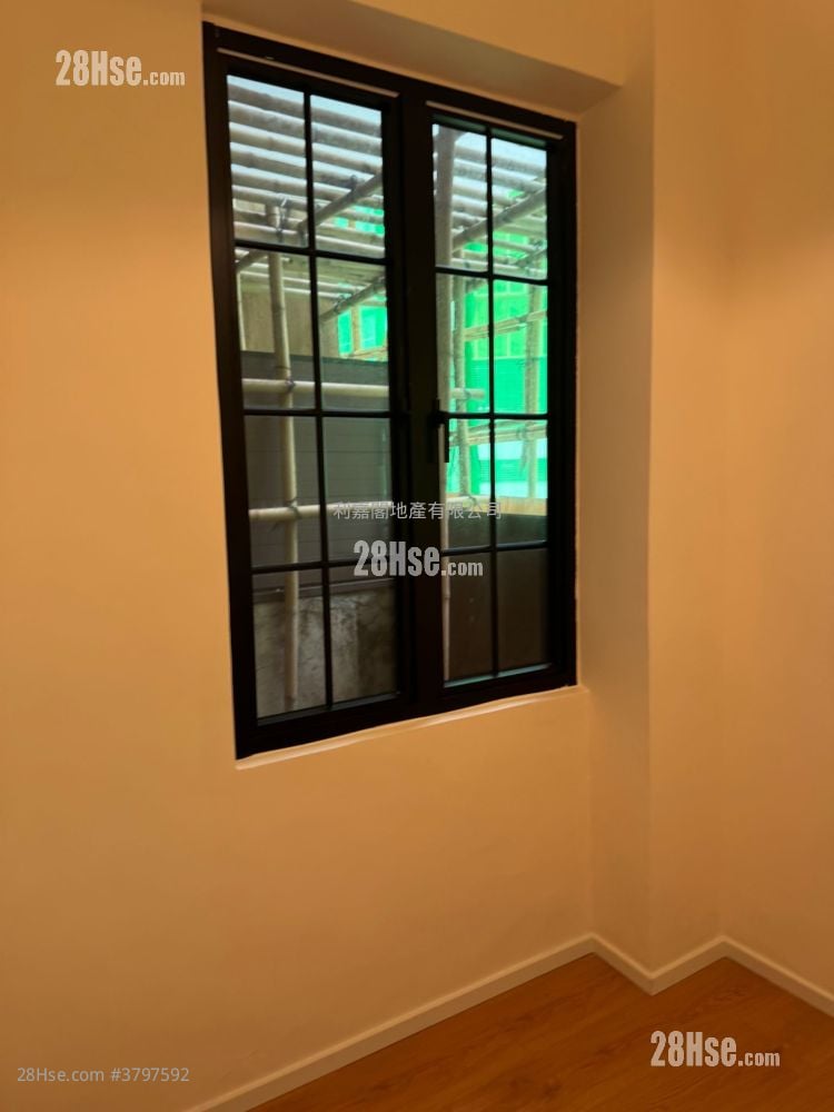 乐声大厦 售盘 1 房 390 平方尺