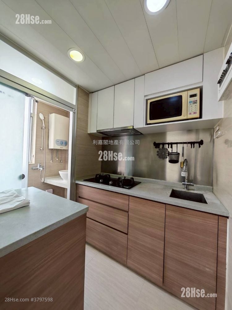 青泰苑 售盘 2 房 , 1 浴室 401 平方尺