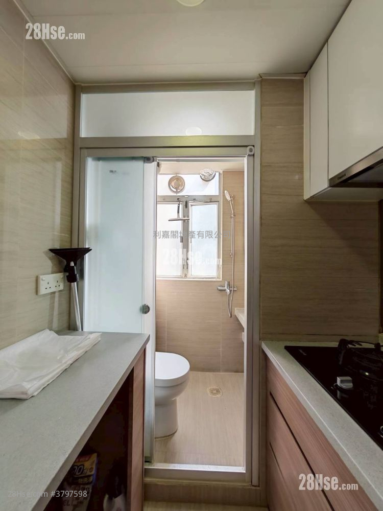 青泰苑 售盘 2 房 , 1 浴室 401 平方尺