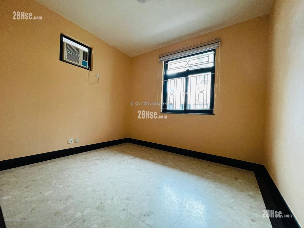 Ho Chung New Village Sell 3 Bedrooms , 2 Bathrooms