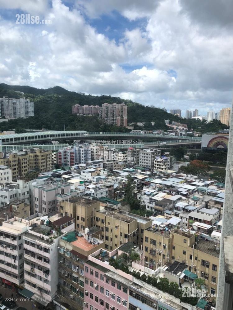 Grandeur Garden Sell 2 Bedrooms , 1 Bathroom 314 ft²