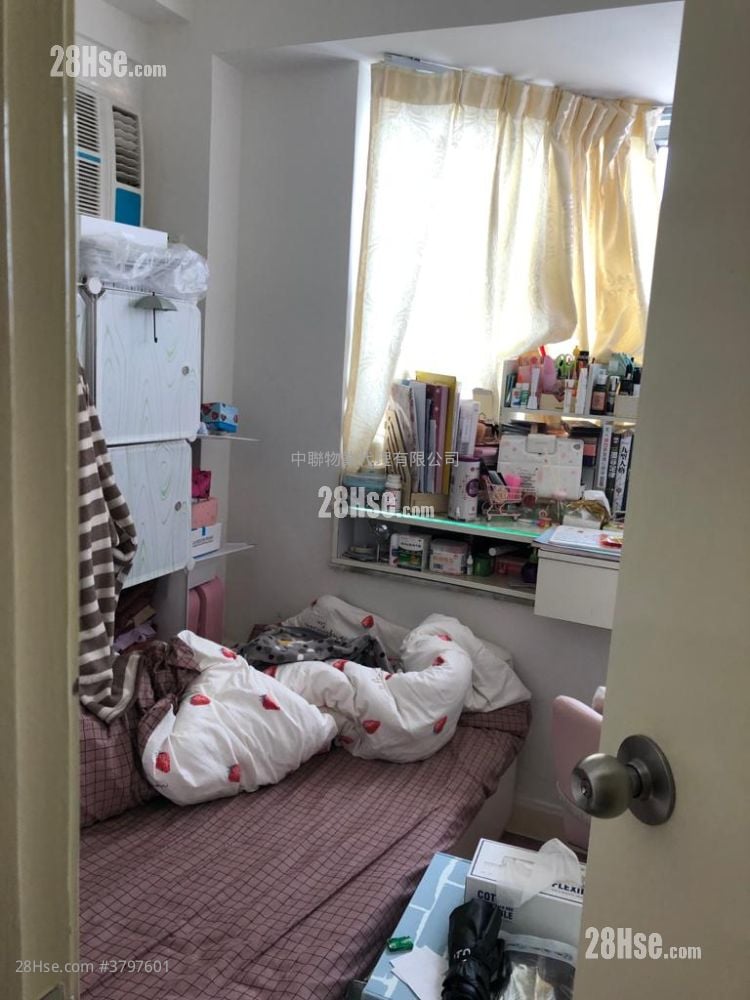 Grandeur Garden Sell 2 Bedrooms , 1 Bathroom 314 ft²