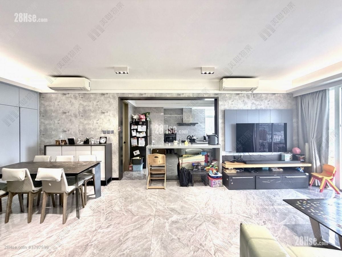 One Beacon Hill Sell 3 Bedrooms 1,101 ft²