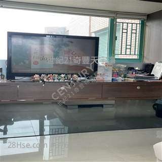 翠擁華庭 專門店 Leo 譚生 馬鞍山世紀21奇豐>搵樓熱線：Leo 譚生63050330