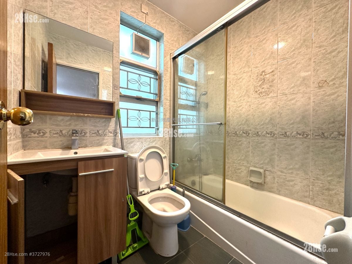 蚝涌新村 售盘 3 房 , 2 浴室