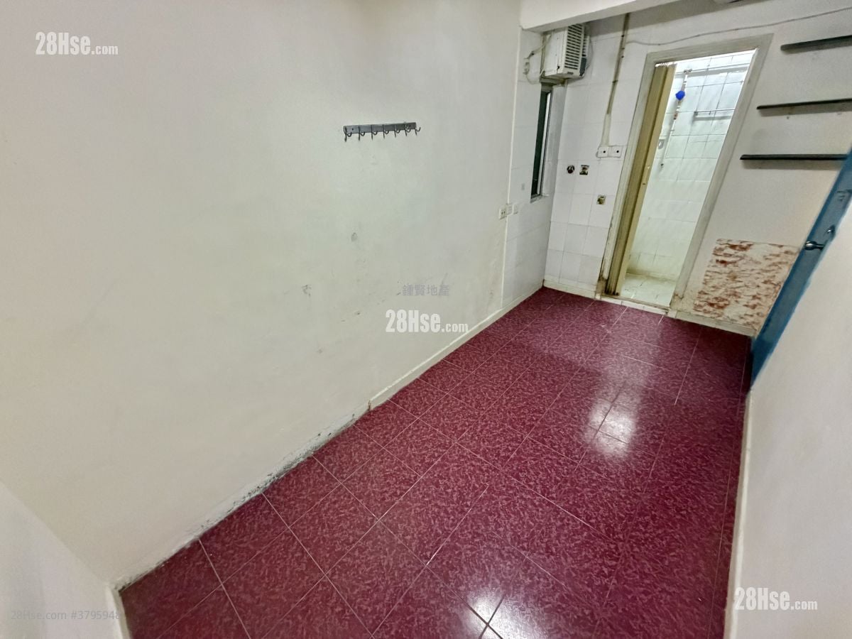 Yue Yee Mansion Rental Studio , 1 Bathroom 95 ft²