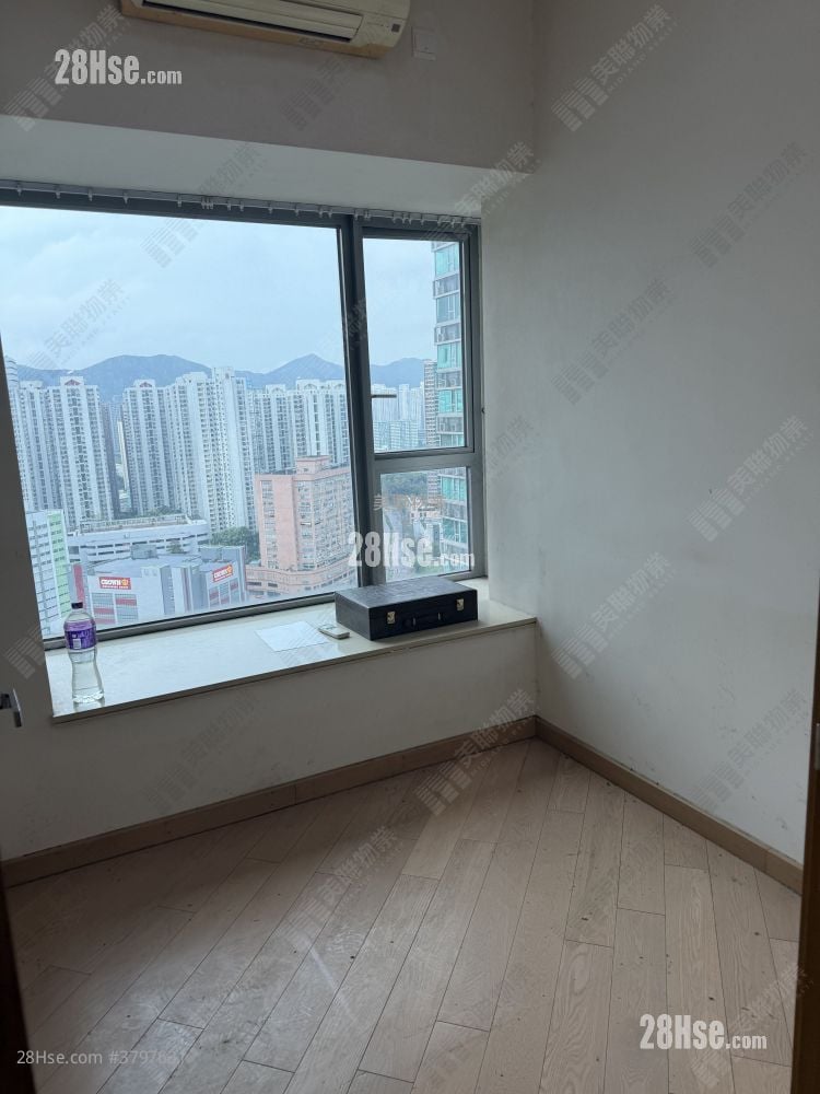 Century Gateway Rental 2 Bedrooms , 1 Bathroom 475 ft²