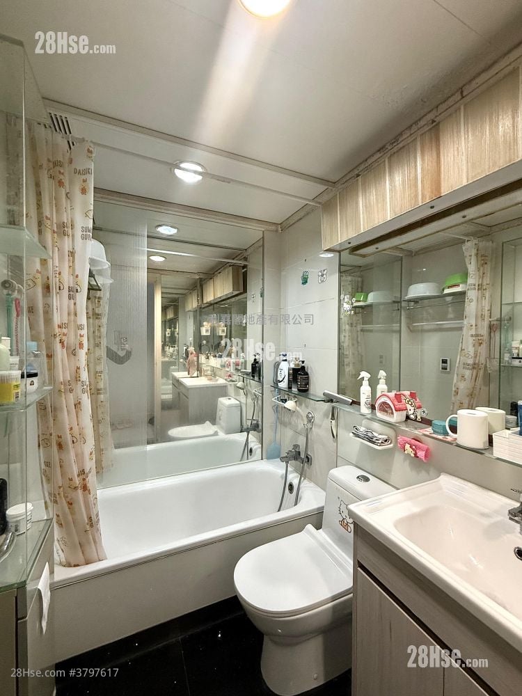 Metro Town Sell 2 Bedrooms , 1 Bathroom 503 ft²