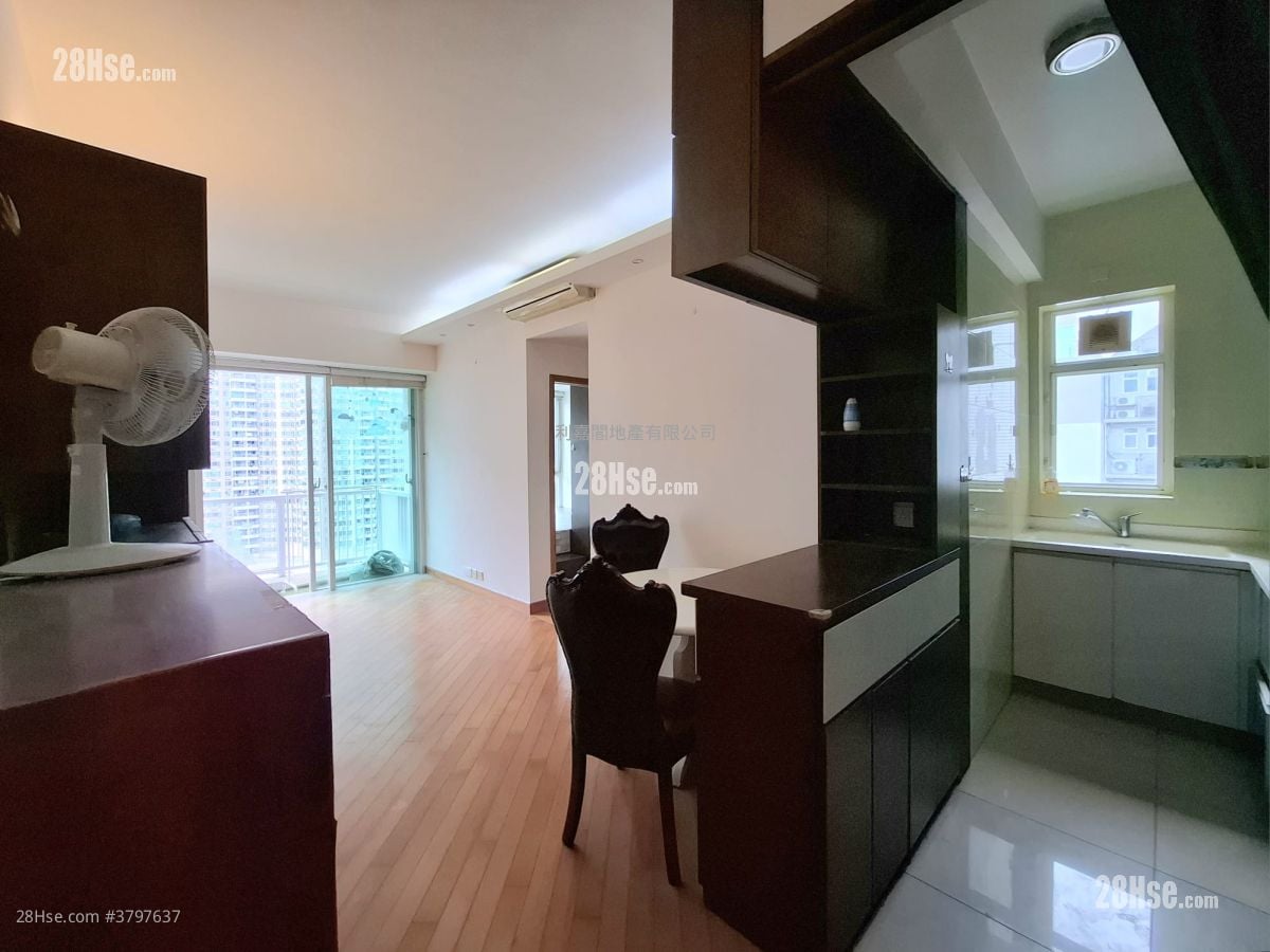 蓝天海岸 售盘 2 房 , 1 浴室 546 平方尺