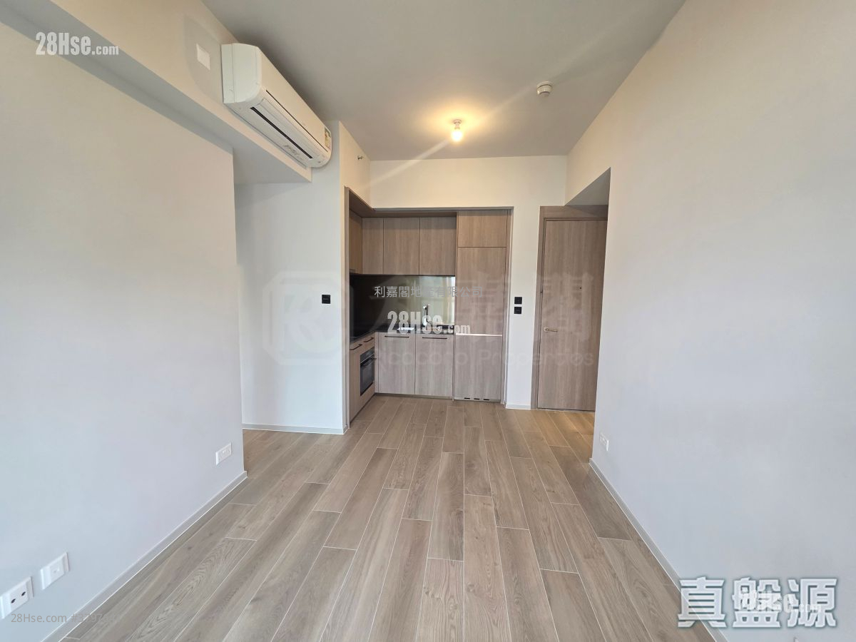 柏蔚森 租盘 560 平方尺