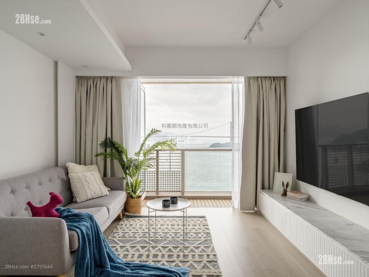 Anglers' Bay Sell 3 Bedrooms 686 ft²