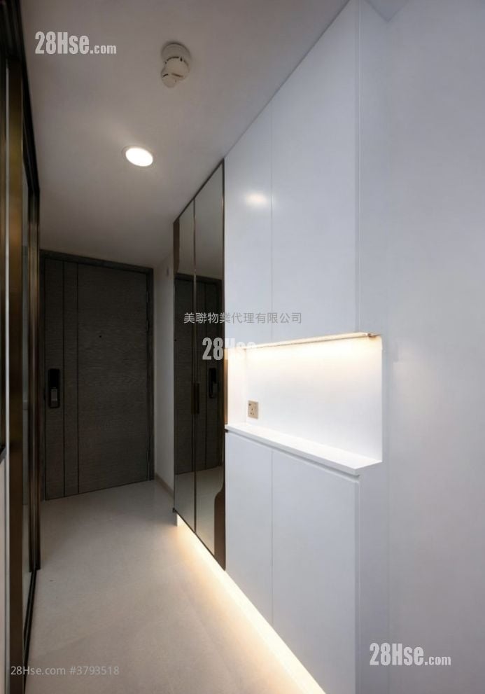 Sea To Sky Sell 2 Bedrooms , 1 Bathroom 473 ft²