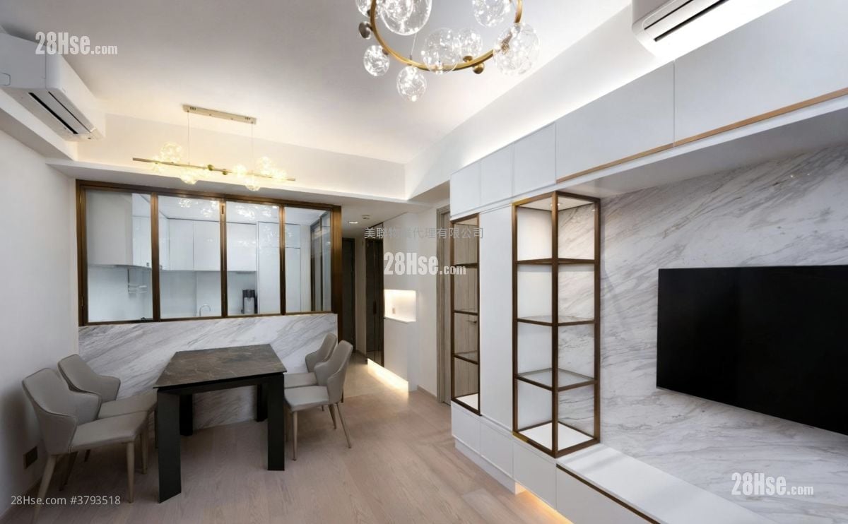 Sea To Sky Sell 2 Bedrooms , 1 Bathroom 473 ft²