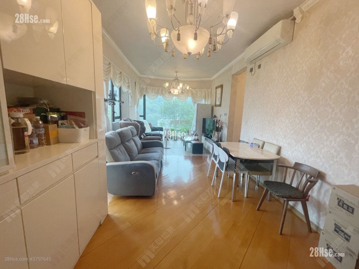 豪峰岭 售盘 4 房 , 2 浴室 946 平方尺