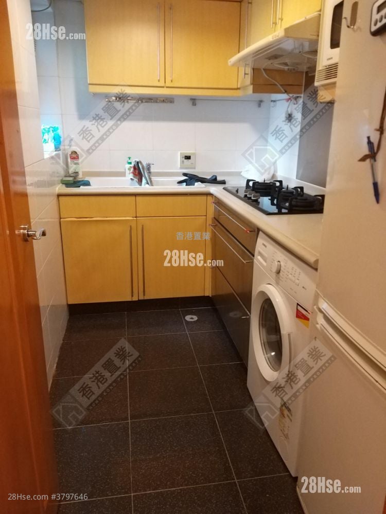 Park Central Sell 3 Bedrooms , 2 Bathrooms 684 ft²