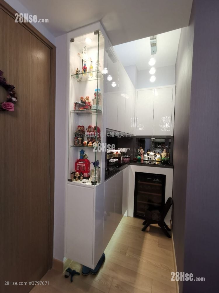 Peninsula East 售盘 2 房 547 平方尺