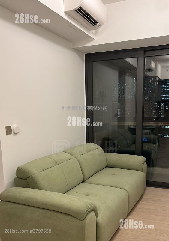 Echo House Sell 2 Bedrooms 470 ft²