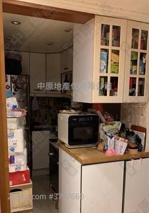 Waterside Plaza Sell 2 Bedrooms , 1 Bathroom 474 ft²