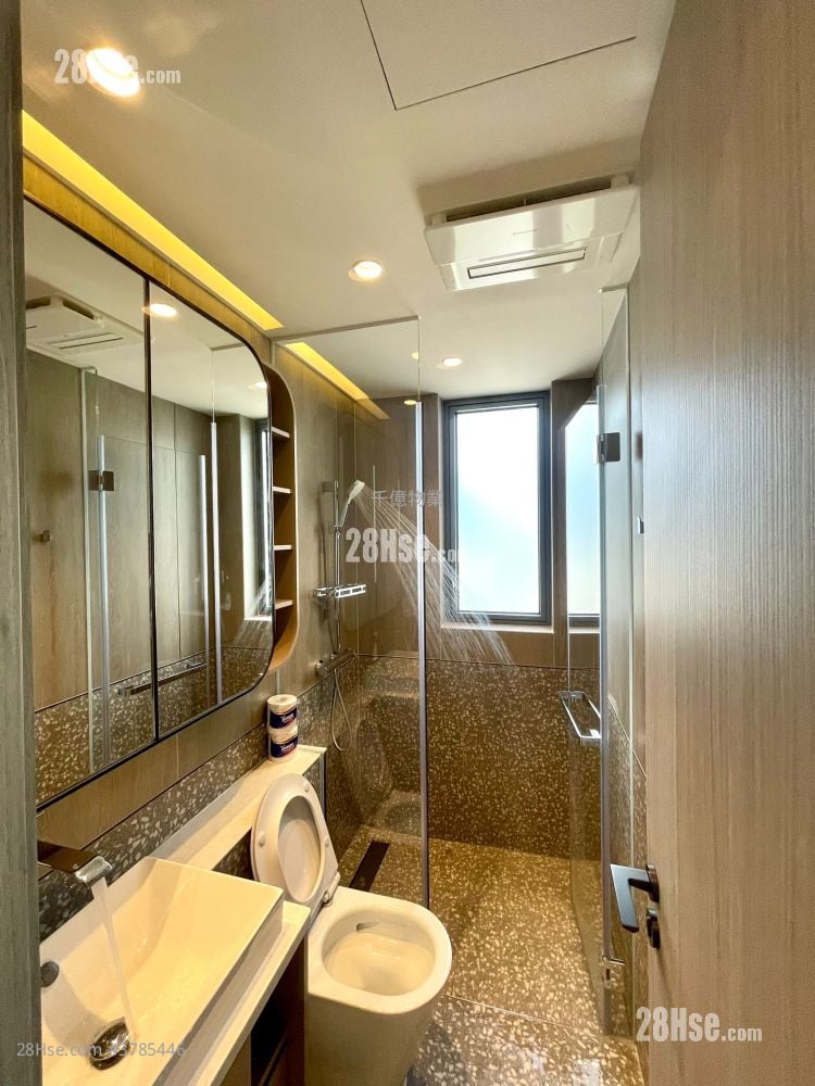 Bondlane Rental 2 Bedrooms , 1 Bathroom 390 ft²