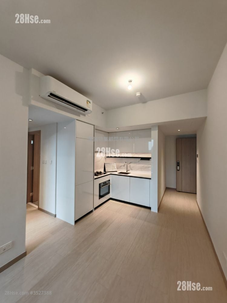 Chill Residence Rental 2 Bedrooms , 1 Bathroom 474 ft²