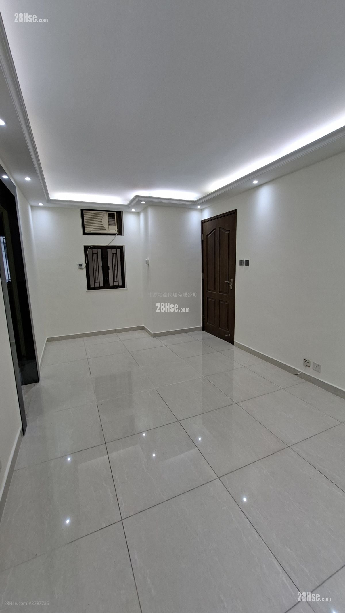 Luk Yeung Sun Chuen Rental 2 Bedrooms , 1 Bathroom 445 ft²