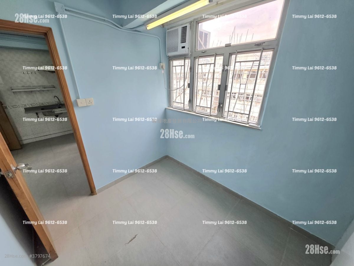 Man Ying Building Rental 2 Bedrooms , 1 Bathroom 220 ft²
