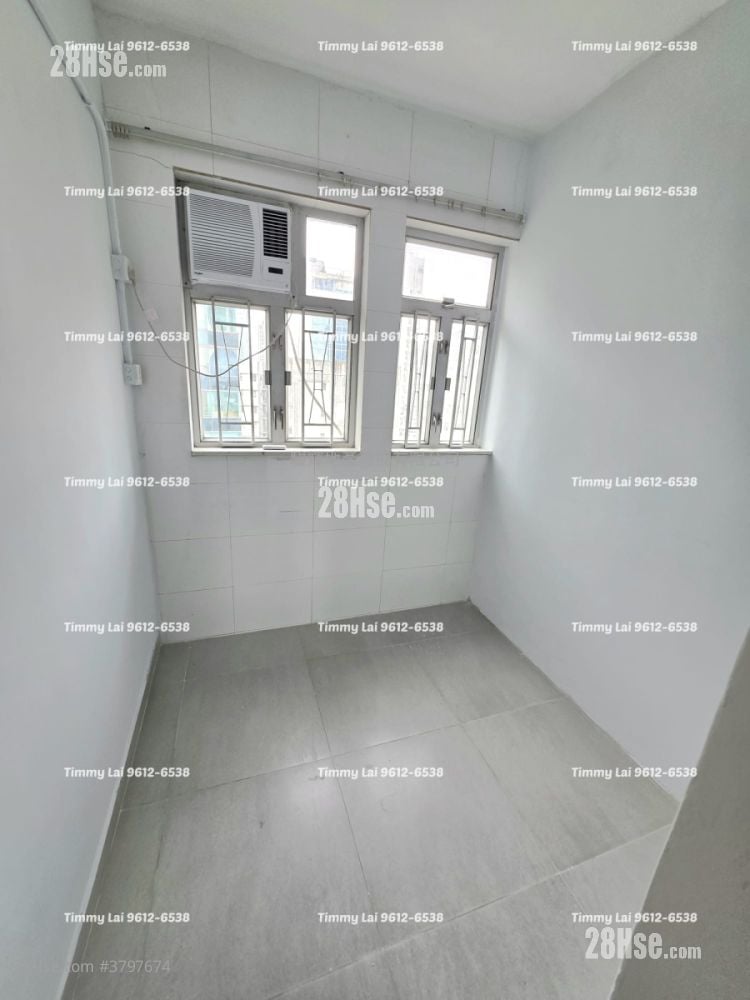 Man Ying Building Rental 2 Bedrooms , 1 Bathroom 220 ft²