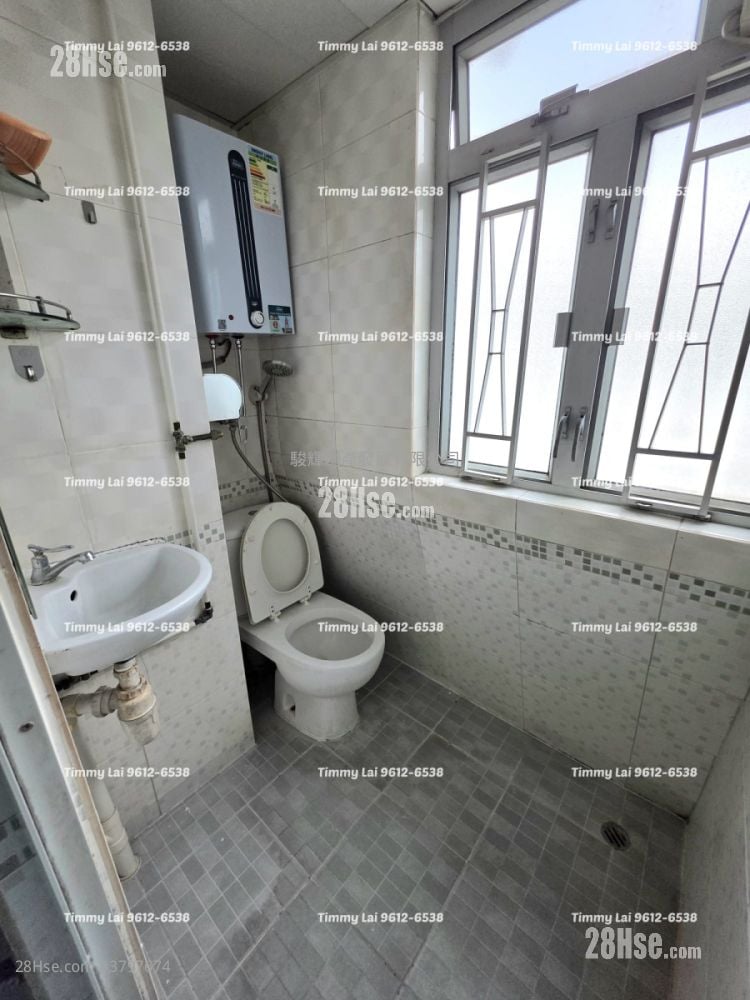 Man Ying Building Rental 2 Bedrooms , 1 Bathroom 220 ft²