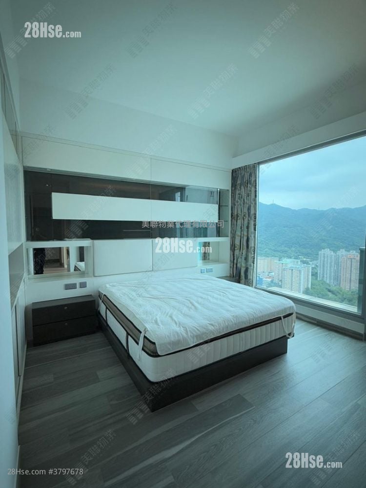 溱岸8号 售盘 4 房 1,476 平方尺