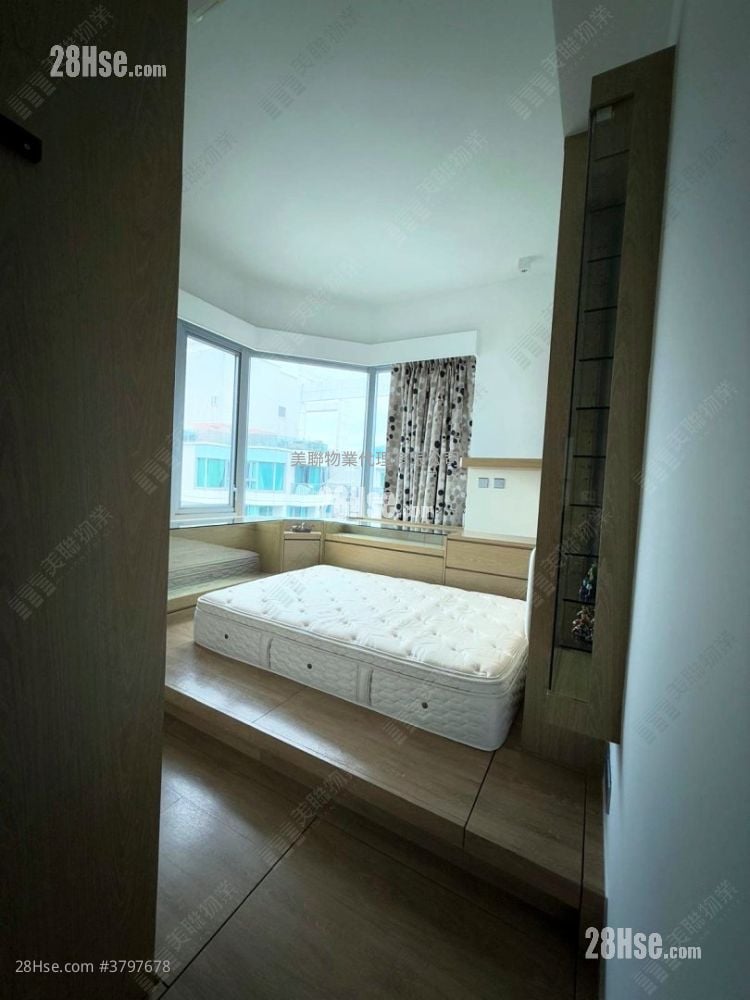 溱岸8号 售盘 4 房 1,476 平方尺