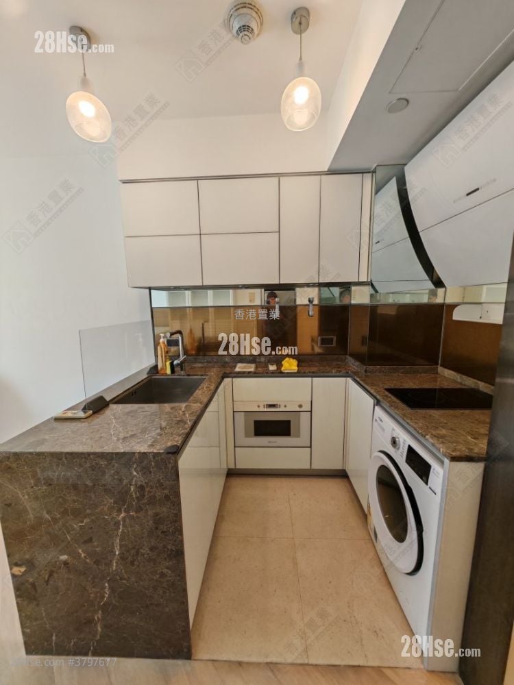 Macpherson Place Sell 1 Bedroom , 1 Bathroom 367 ft²