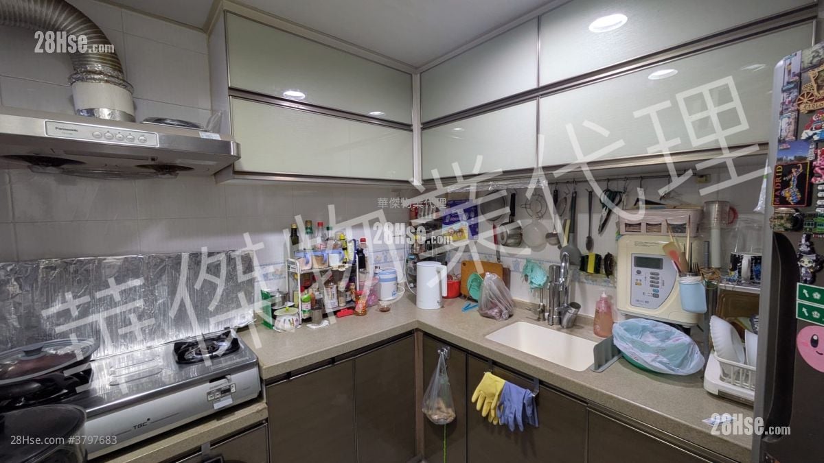 欣荣花园 售盘 3 房 , 2 浴室 731 平方尺