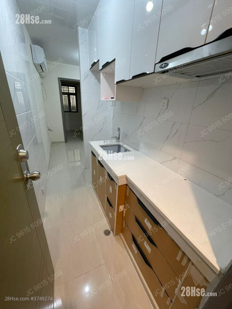 村屋 租盤 1 房 , 1 浴室 300 平方呎