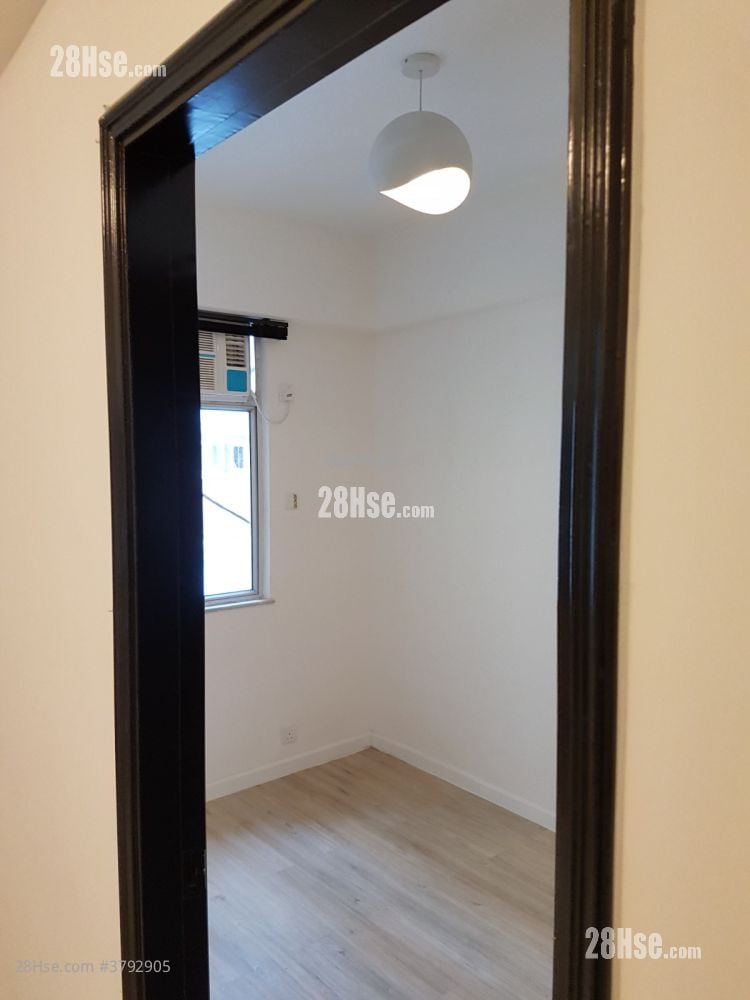 Jade Court Rental 1 Bedroom , 1 Bathroom 313 ft²