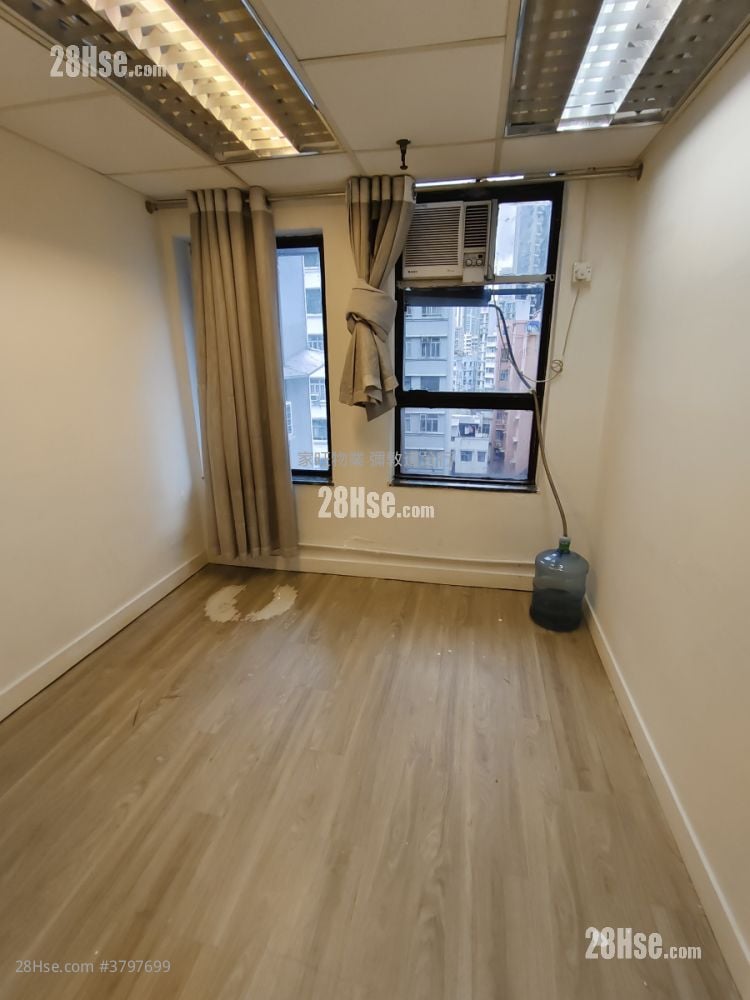 Tai Sang Bank Building Rental 4 Bedrooms , 1 Toilet