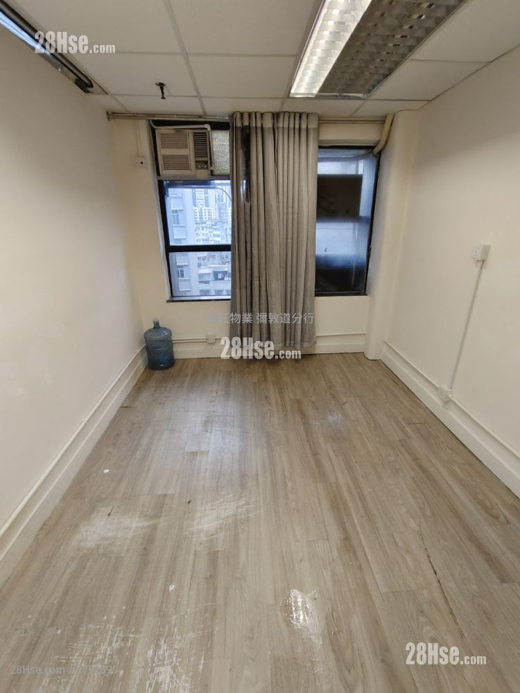 Tai Sang Bank Building Rental 4 Bedrooms , 1 Toilet