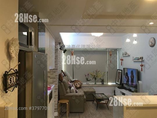 Chelsea Court Sell 2 Bedrooms , 1 Bathroom 450 ft²