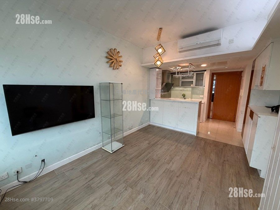 Chelsea Court Sell 2 Bedrooms , 1 Bathroom 450 ft²