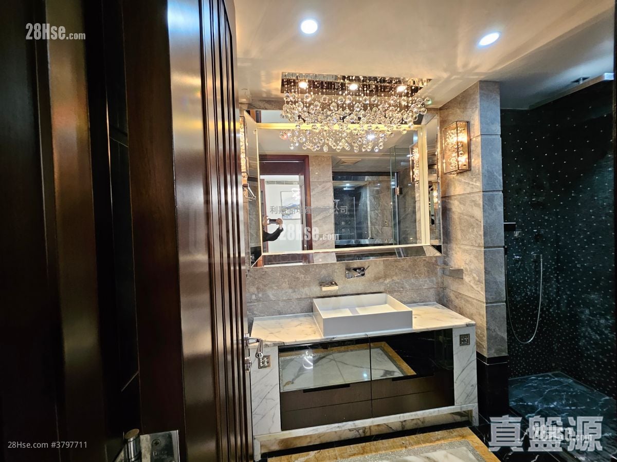 半山壹号 租盘 1,252 平方尺