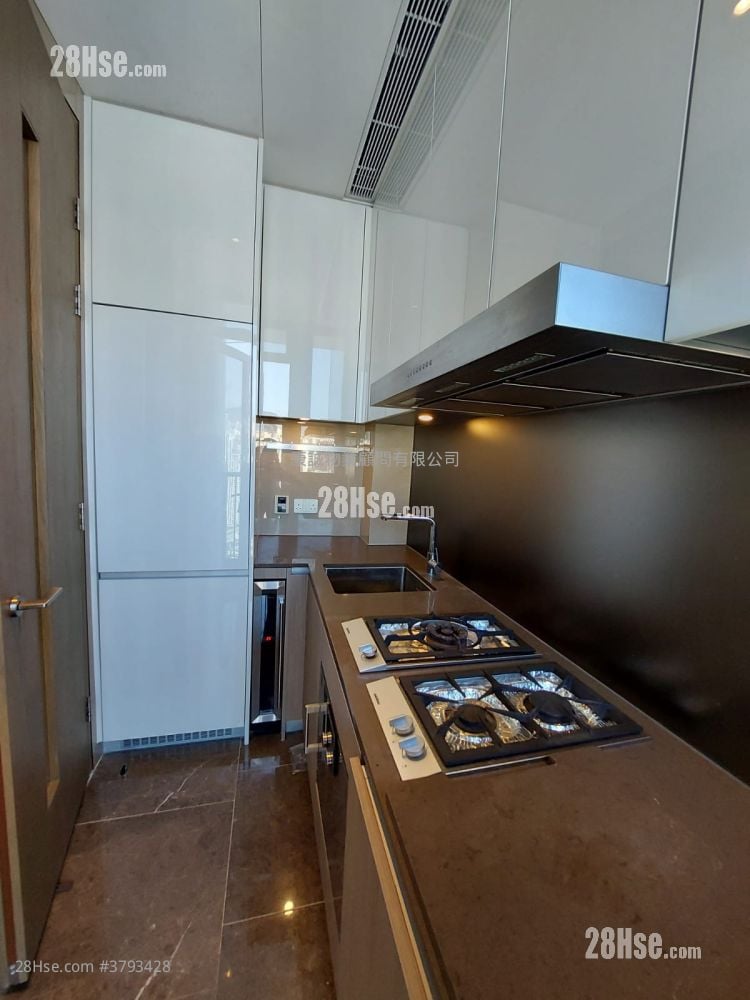 Maya Sell 2 Bedrooms , 1 Bathroom 500 ft²