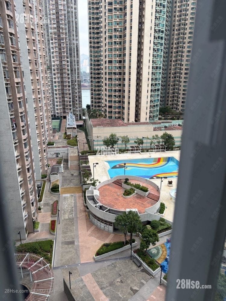 Greenfield Garden Sell 2 Bedrooms , 1 Bathroom 449 ft²