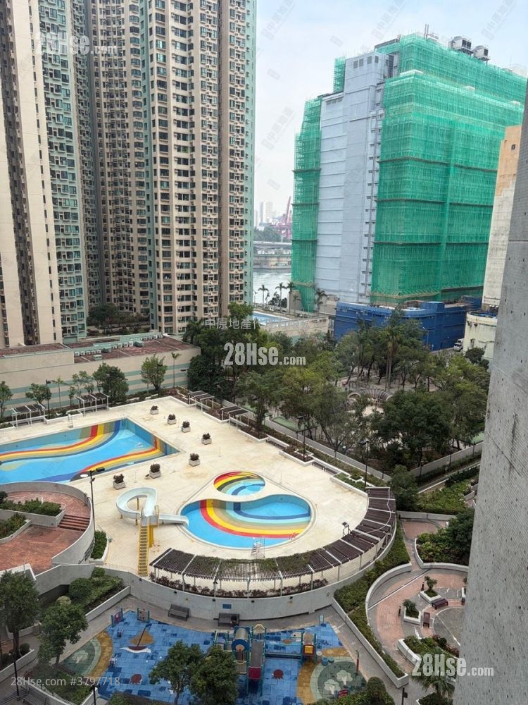 Greenfield Garden Sell 2 Bedrooms , 1 Bathroom 449 ft²