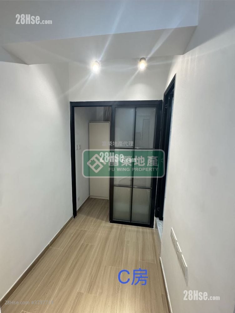 Kiu Ming Mansion Rental 350 ft²