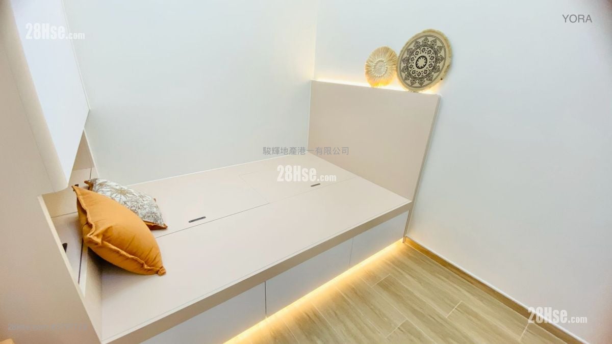 Yan On Building Rental Studio , 1 Bathroom 180 ft²