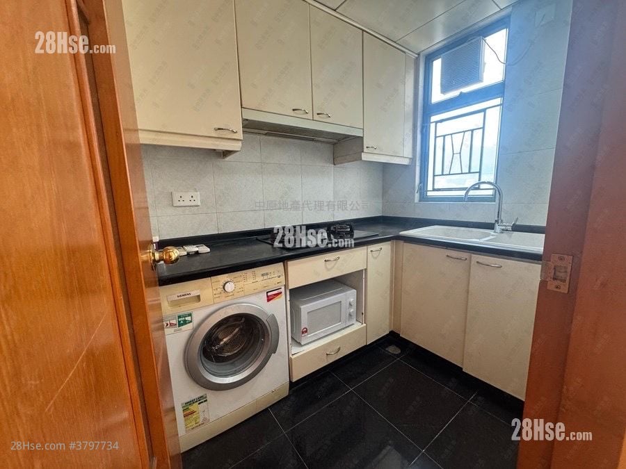 Island Resort Sell 3 Bedrooms 565 ft²