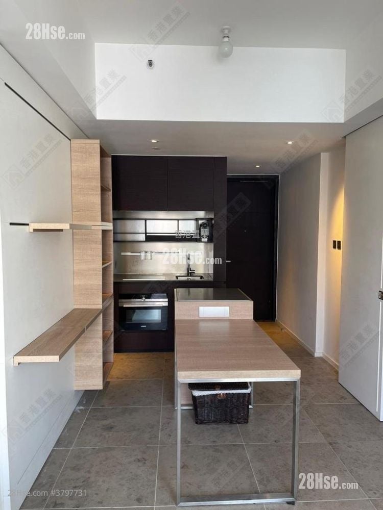 Skypark Sell 1 Bedroom , 1 Bathroom 395 ft²