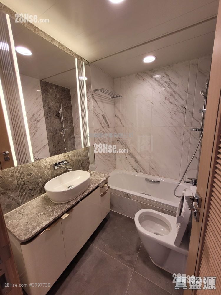 Seaside Sonata Rental 505 ft²