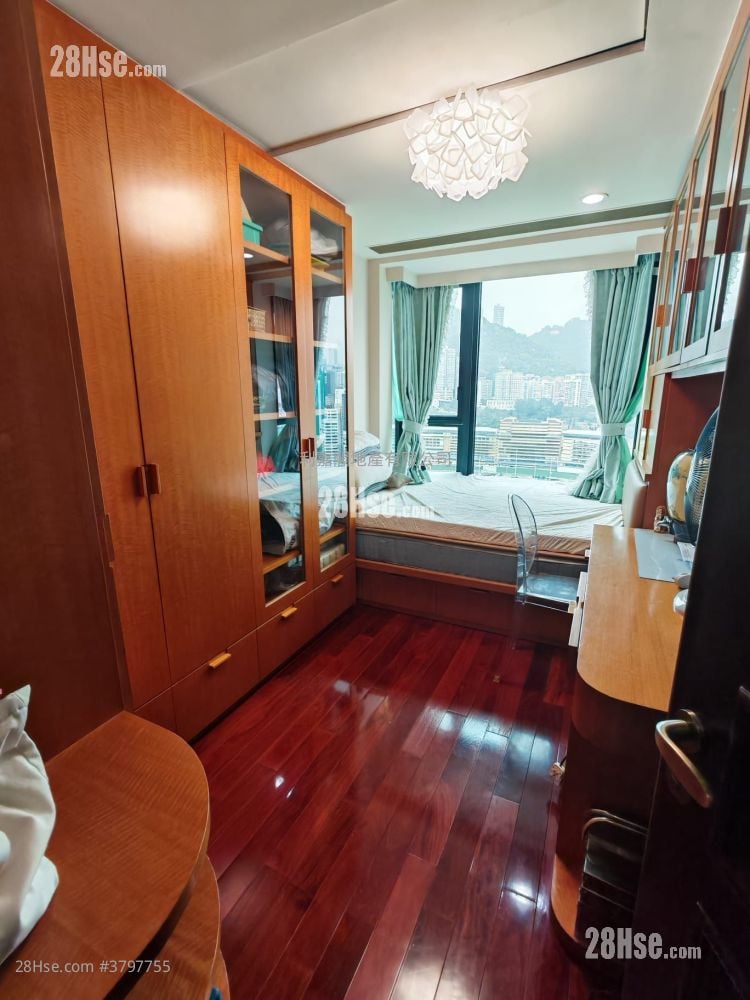 礼顿山 售盘 4 房 , 2 浴室 1,461 平方尺