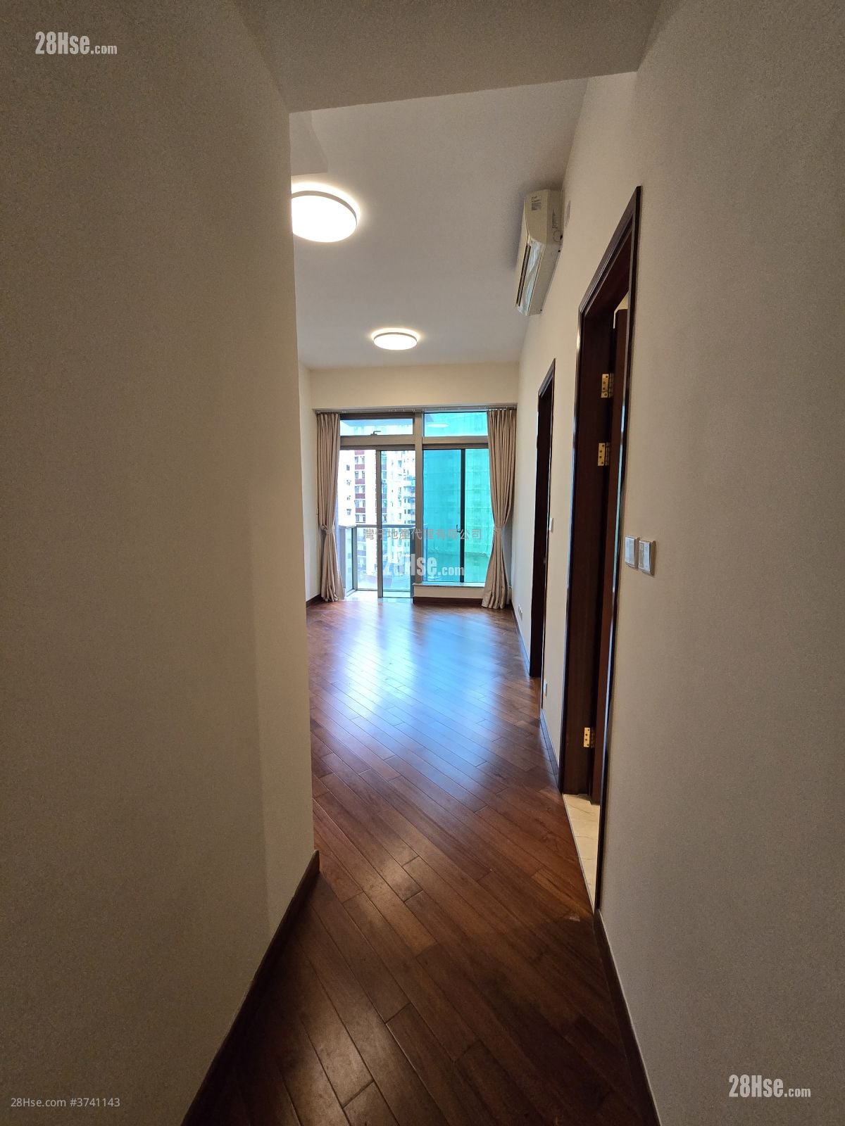 The Avenue Rental 1 Bedroom 459 ft²