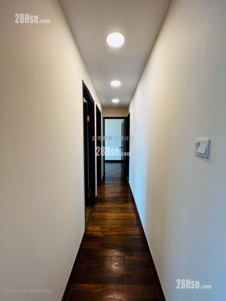 The Palazzo Sell 3 Bedrooms , 3 Bathrooms 912 ft²